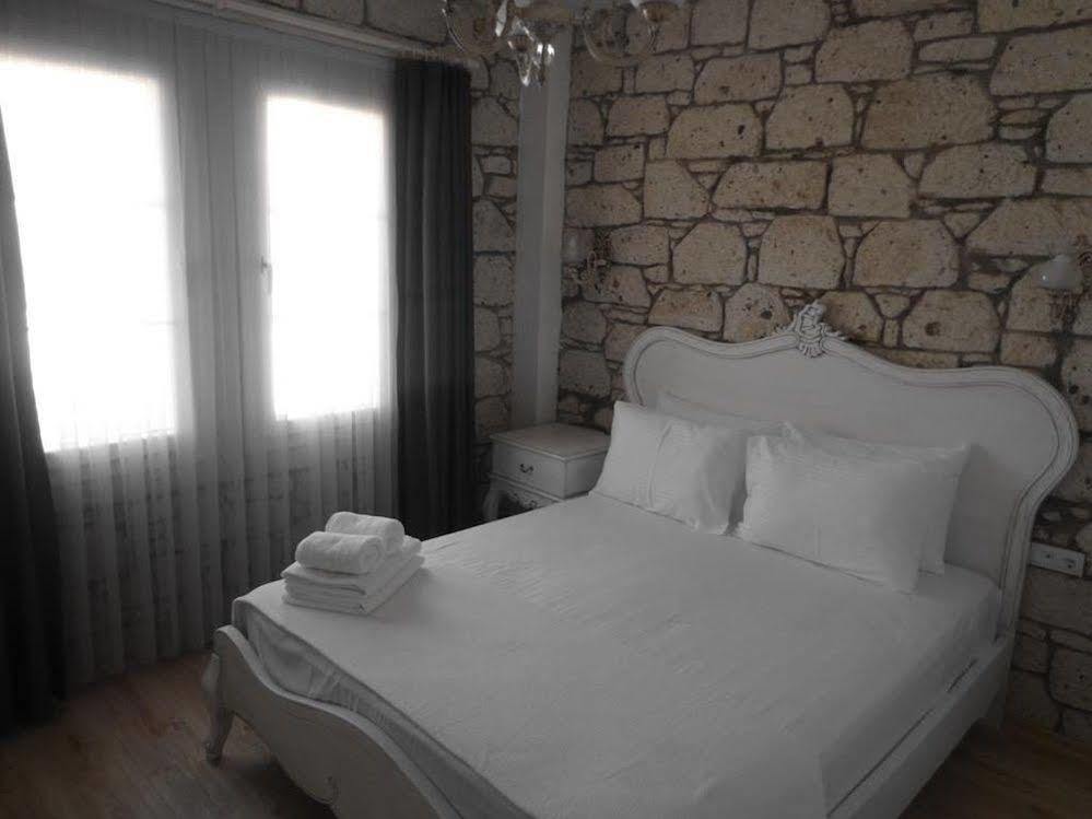Alacati Alaris Hotel Екстер'єр фото